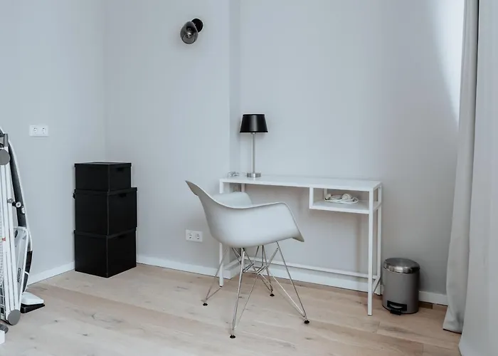 2-zimmer 57m² Mit King Size Bett Und Küche Munster (North Rhine-Westphalia)