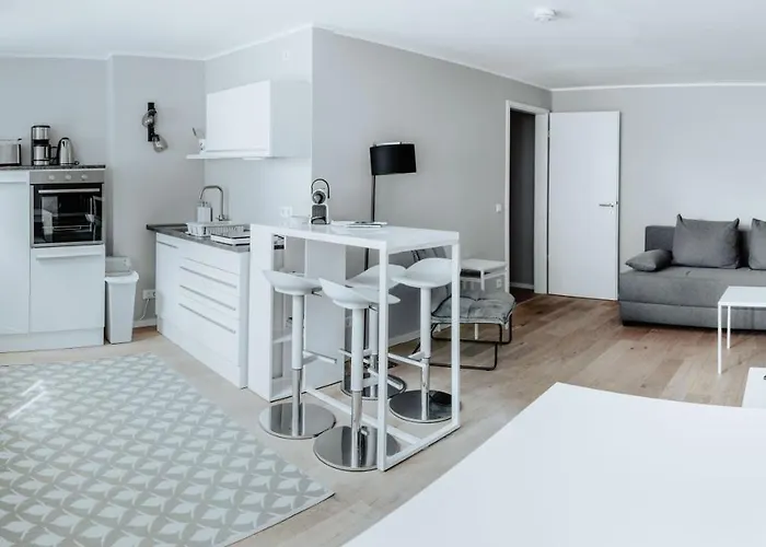 Apartment 2-zimmer 57m² Mit King Size Bett Und Küche Munster (North Rhine-Westphalia)