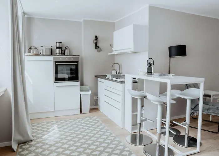 2-zimmer 57m² Mit King Size Bett Und Küche *